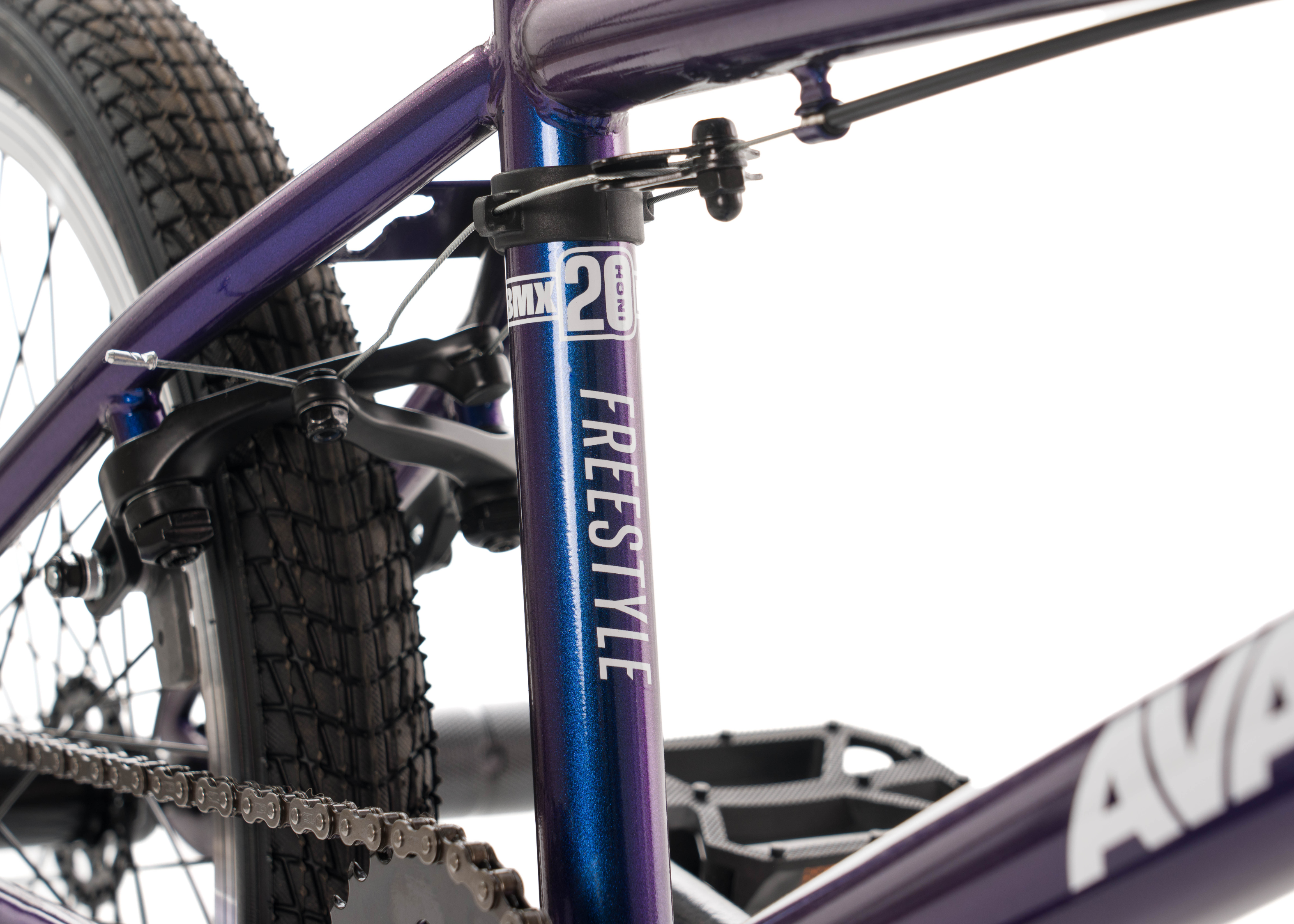 Image of Avalanche Dv8 20