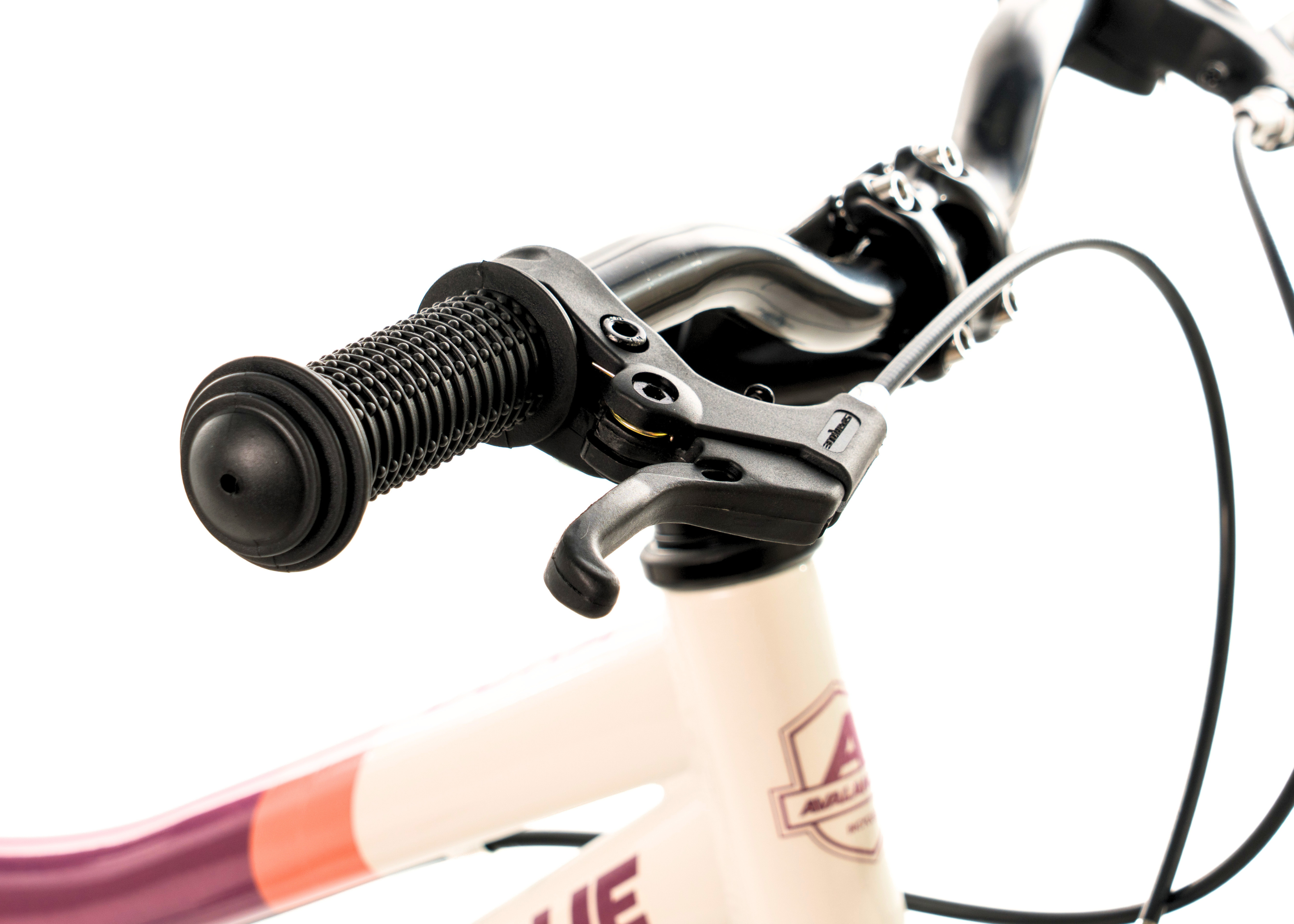 Image of Avalanche Dora 16