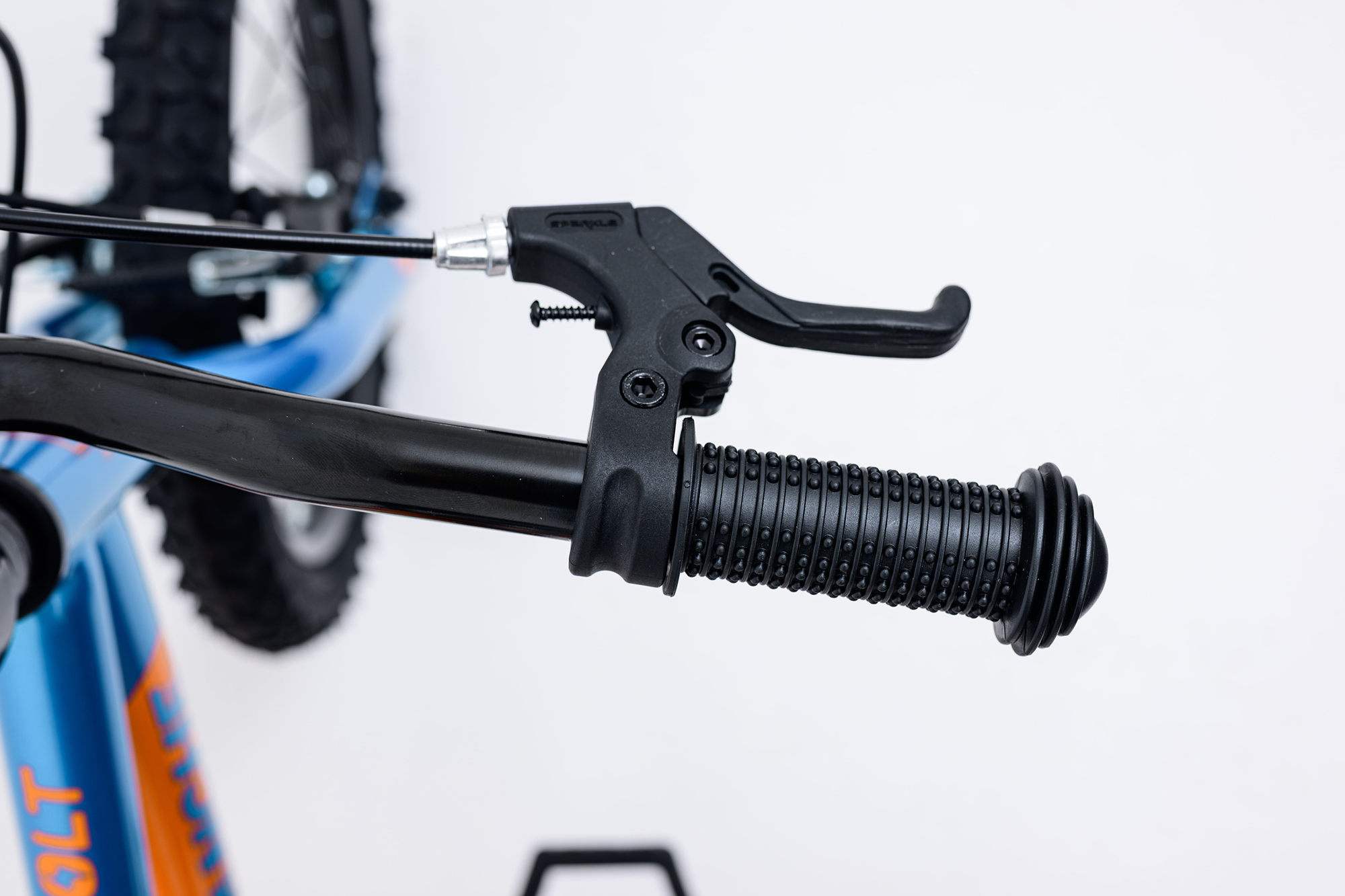 Image of Avalanche Bolt 16