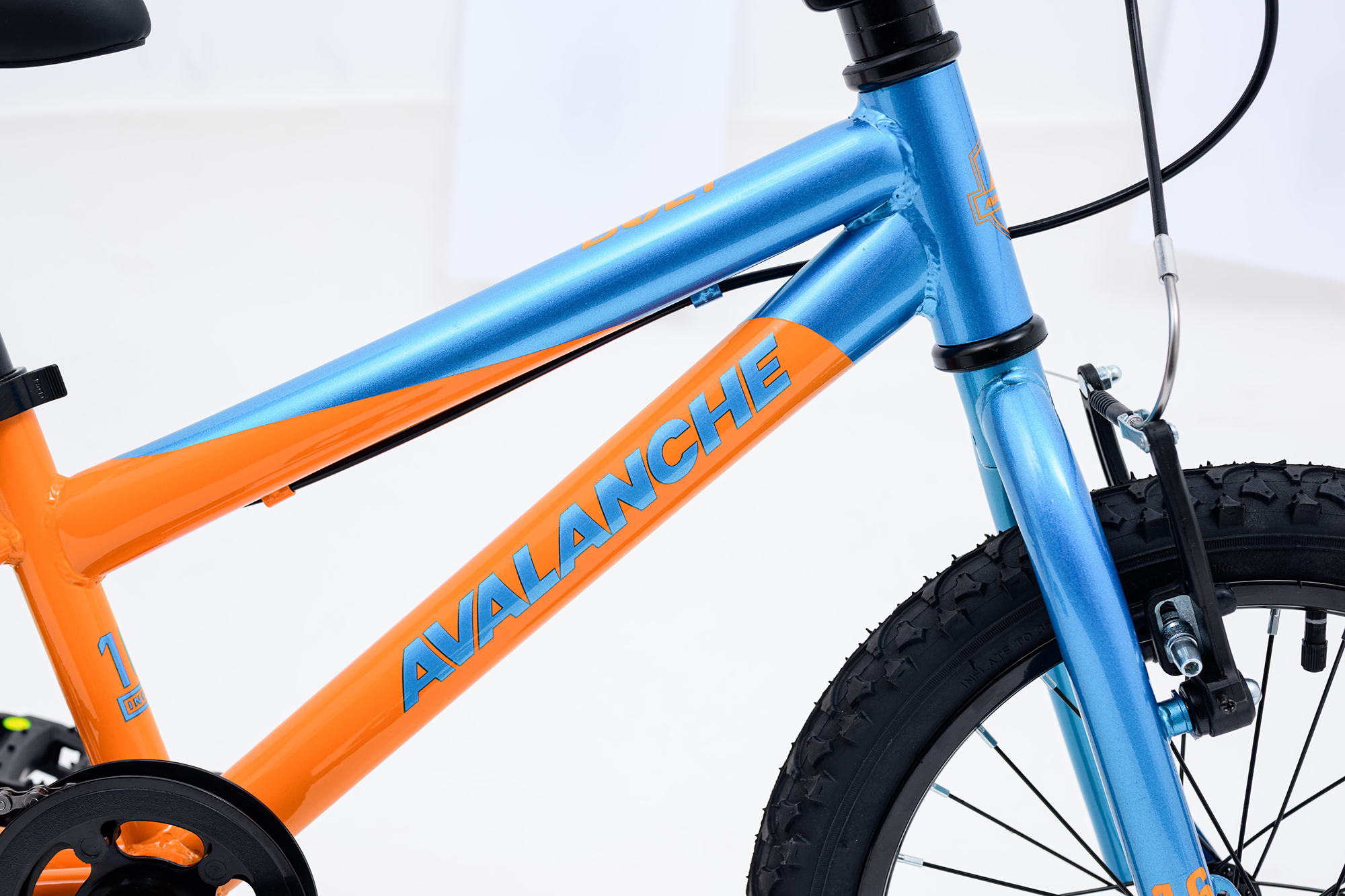 Image of Avalanche Bolt 16