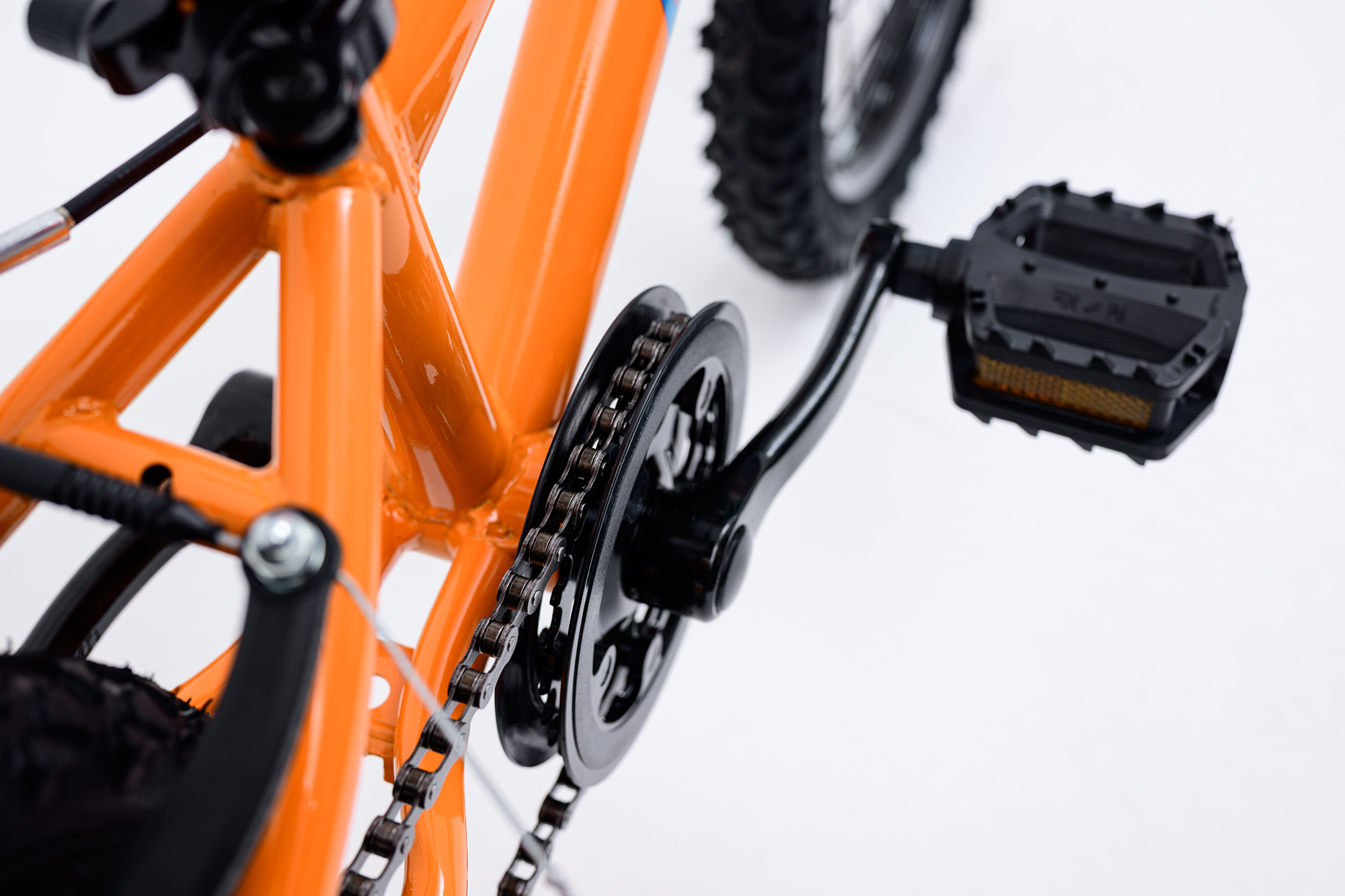 Image of Avalanche Bolt 16