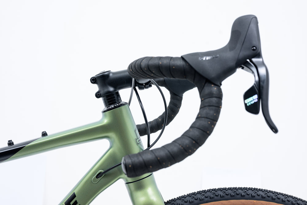 image-avalanche-dust-gravel-bike-green