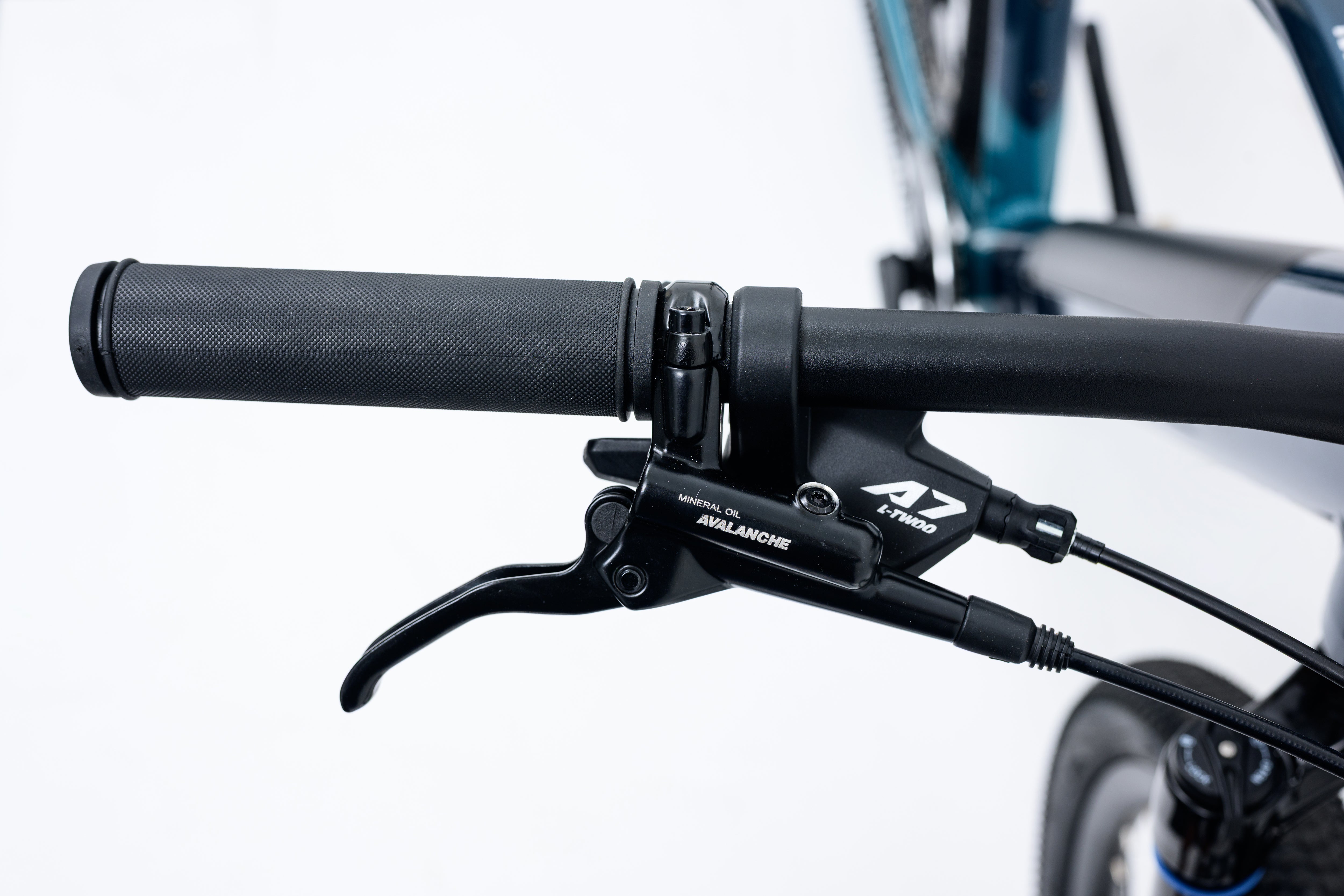 Image of Avalanche Electric Bike MTe